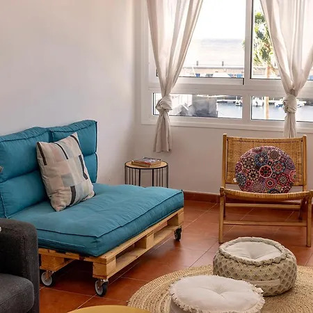 Apartment Artistic Beachfront