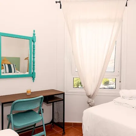 Artistic Beachfront Appartement