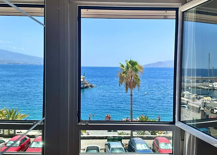 Artistic Beachfront *