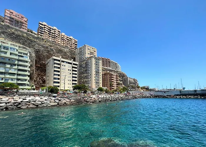 Apartament Artistic Beachfront Radazul