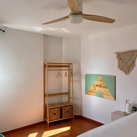 Artistic Beachfront Appartamento Radazul