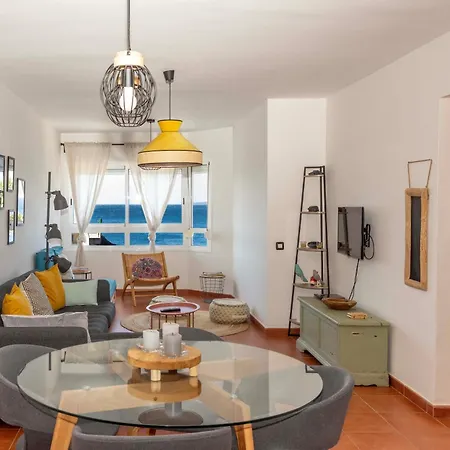 Apartman Artistic Beachfront *